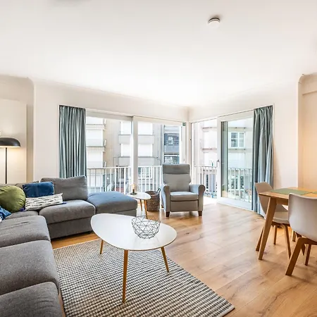 In Near The Beach, Cleaning Included Apartment *