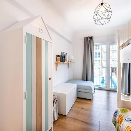 In Near The Beach, Cleaning Included Apartment