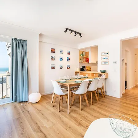 Apartment In Near The Beach, Cleaning Included Koksijde